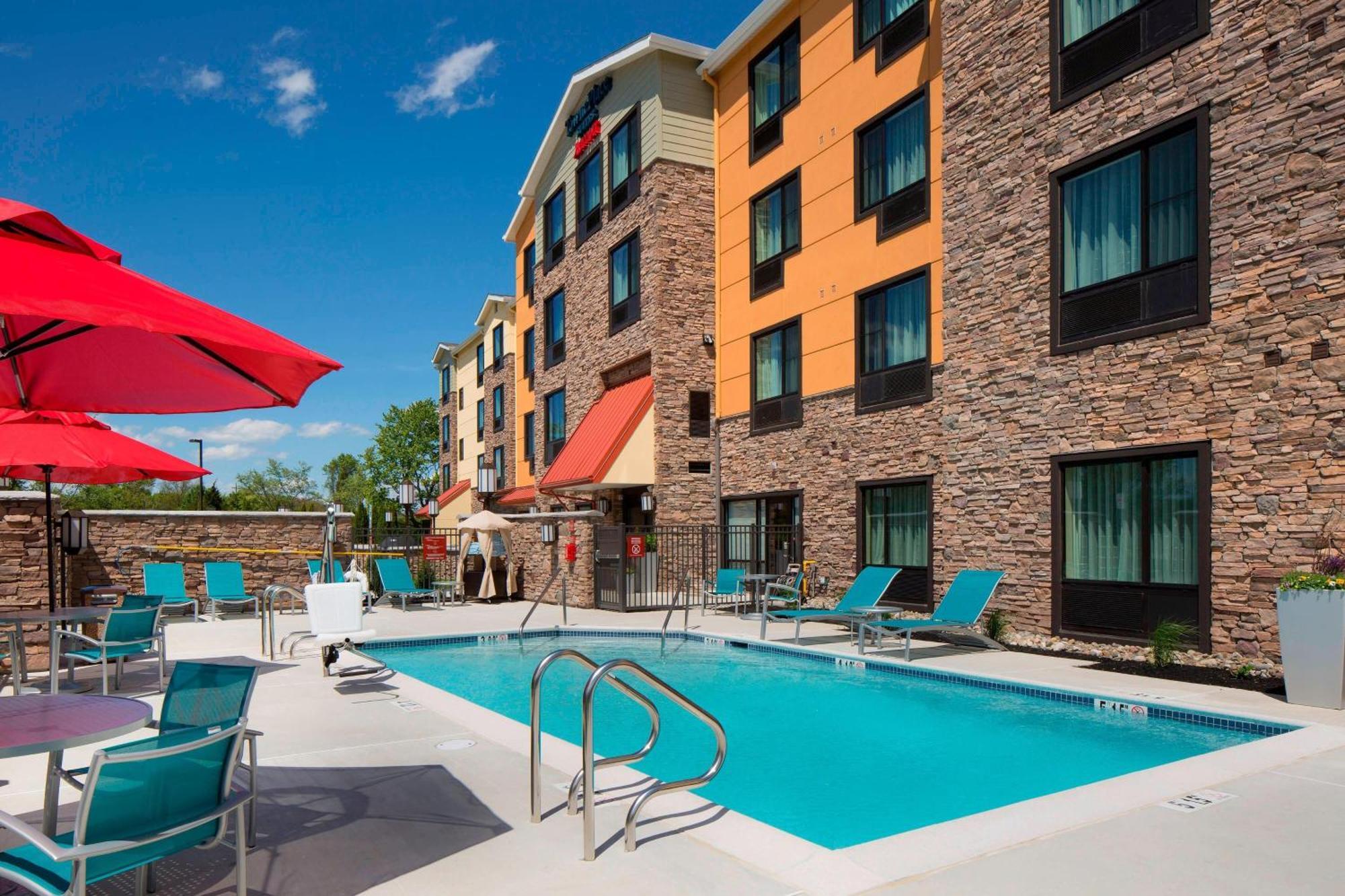 Towneplace By Marriott Logan Township Hotel